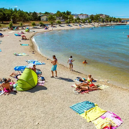 With Parking Space - Lozice, - 19099 ויר