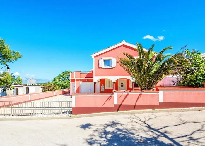 With Parking Space - Lozice, - 19099