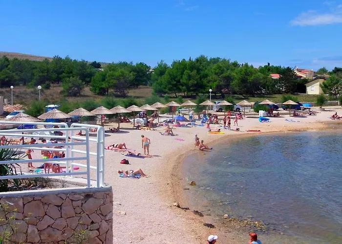 With Parking Space - Lozice, - 19099 דירה ויר