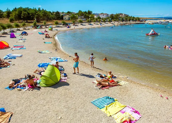 With Parking Space - Lozice, - 19099 ויר